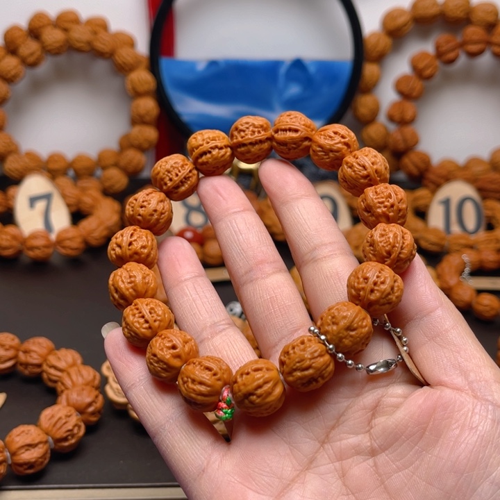 文玩核桃吊坠顺****乐核桃手串
