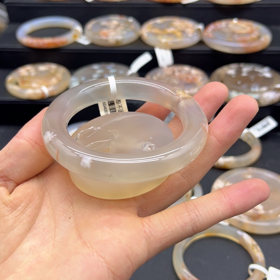 怜***熙玛瑙/玉髓未镶嵌颈饰