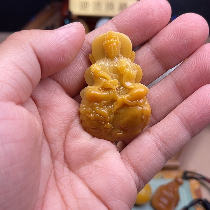 更***蓝和田玉未镶嵌颈饰