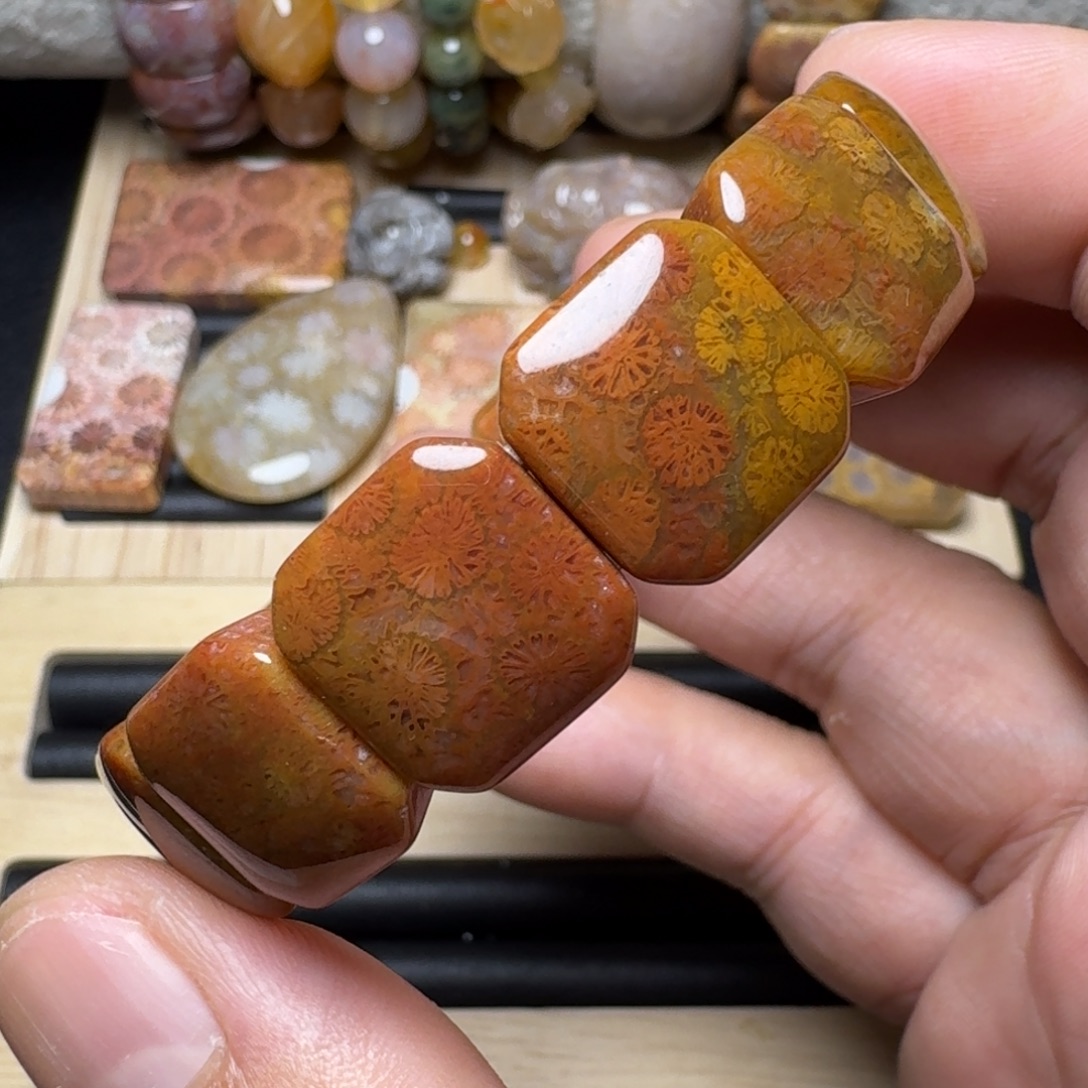 硅化玉未镶嵌纯天然色有机玉石保真色时尚简约方块手牌