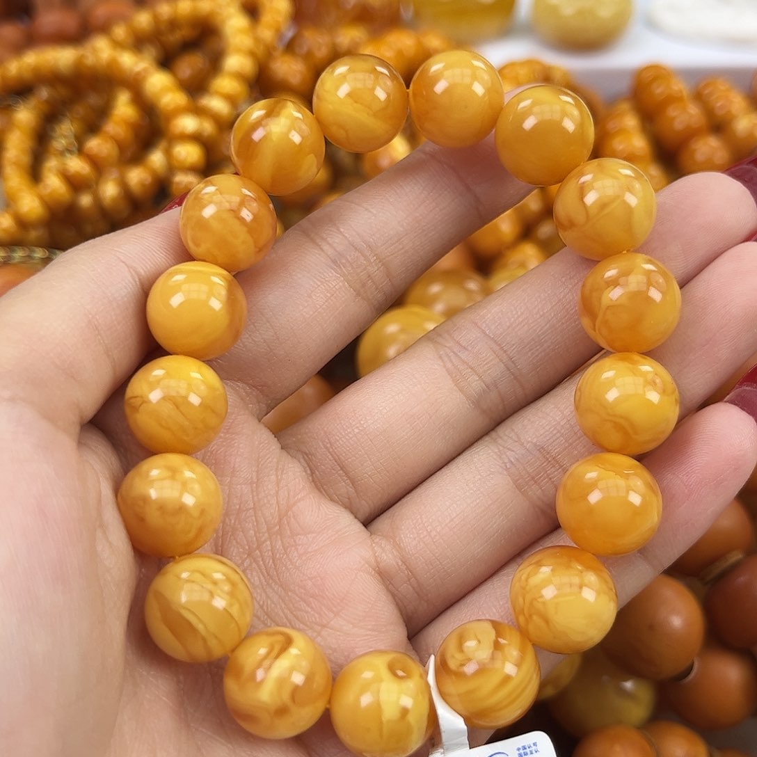 琥珀颈饰未镶嵌蜜蜡