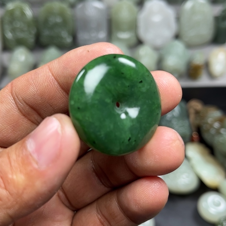 和田玉挂件未镶嵌