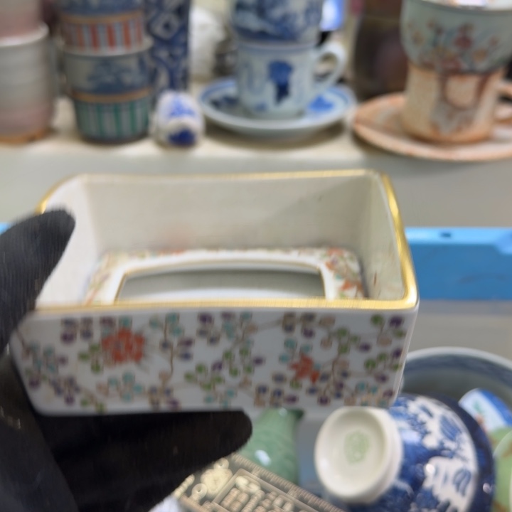 瓷片?*意开播啦…开播啦！