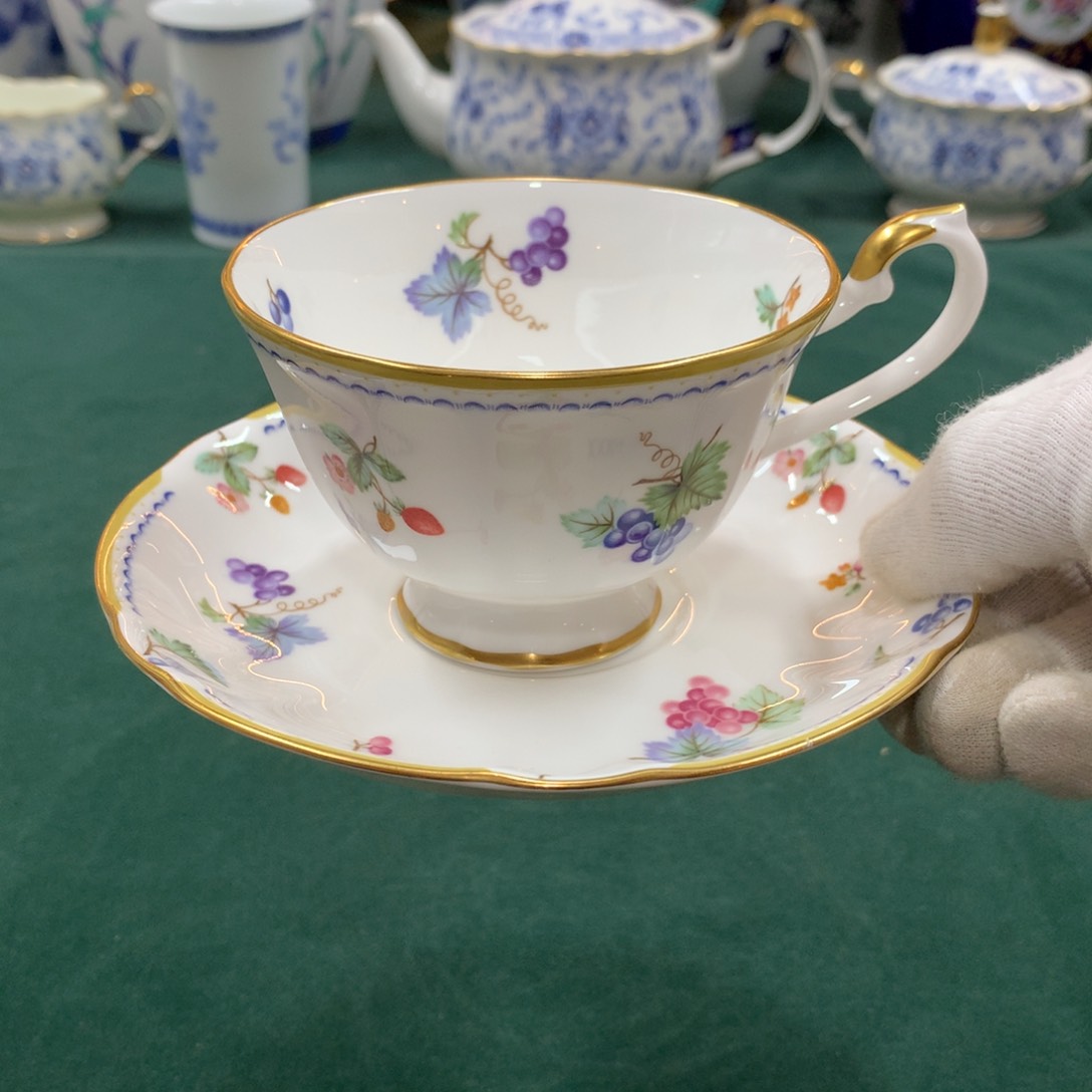 摆件全是大漂亮瓷器啊美美哒