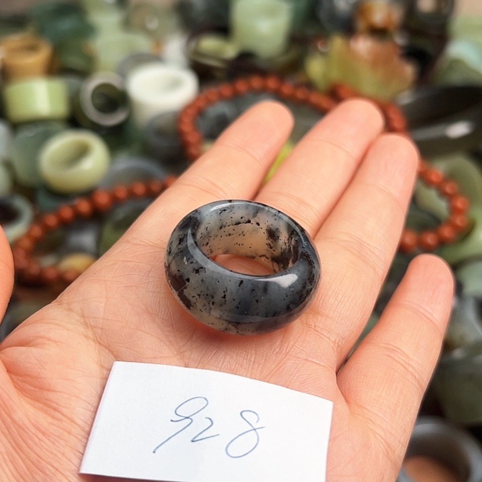 【闪购商品】未镶嵌蛇纹石玉戒指第*