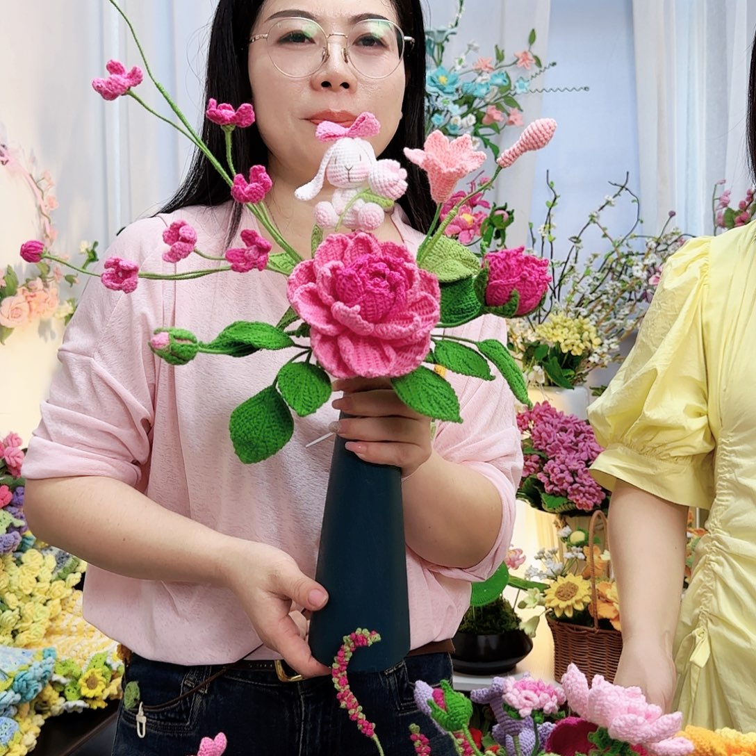 莱赛尔纤维棉手工钩织花束