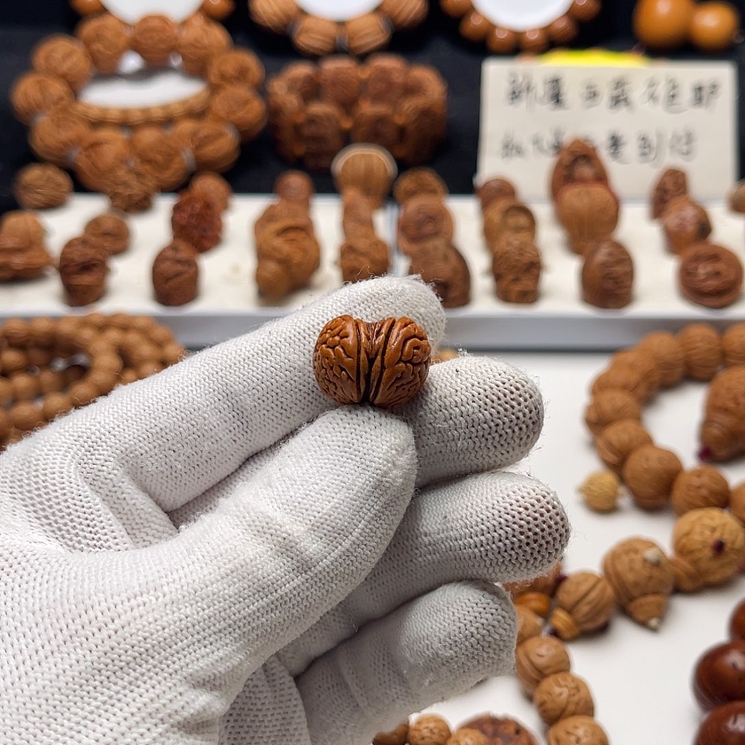 风***程核桃手串/手链手工桃核工艺制作