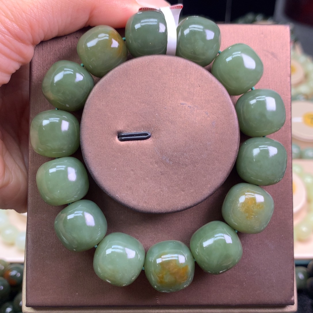 和田玉未镶嵌手链