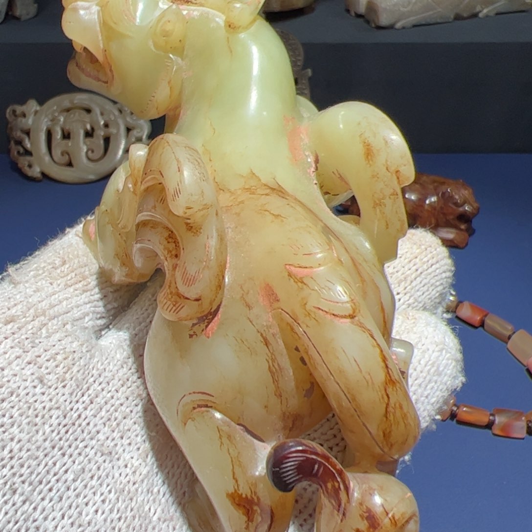 和田玉挂件未镶嵌宁*杉