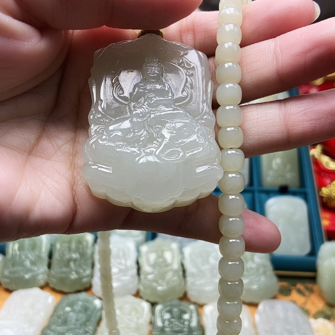 和田玉颈饰未镶嵌用****4