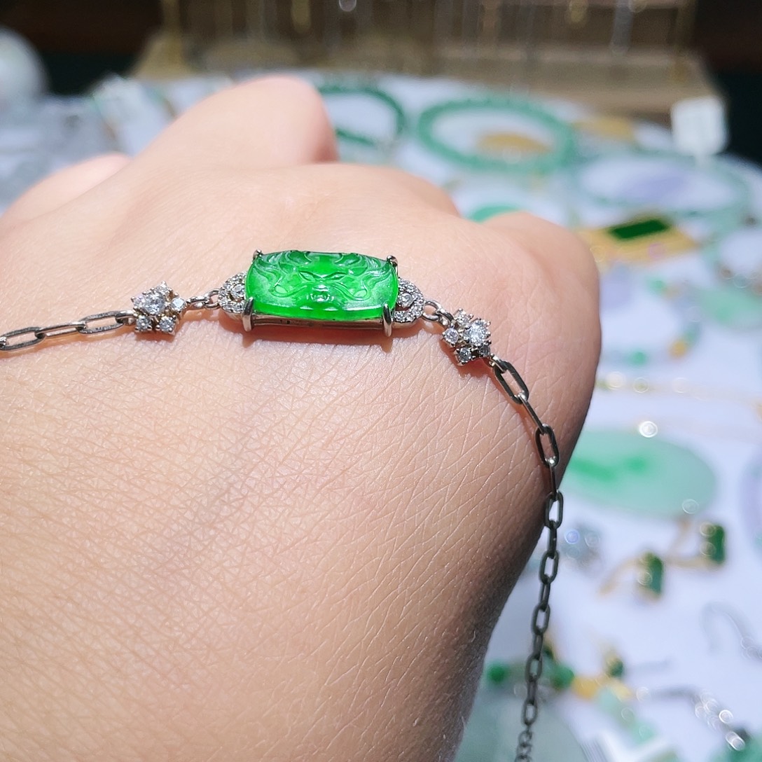 翡翠银S925镶嵌颈饰