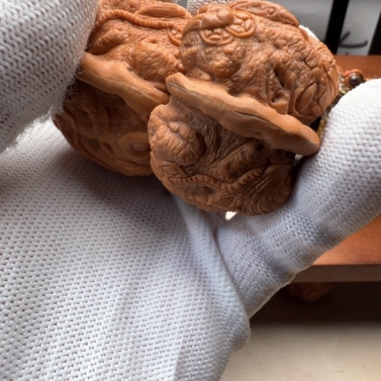 把件核桃42尺蛤蟆头核桃雕刻金蟾