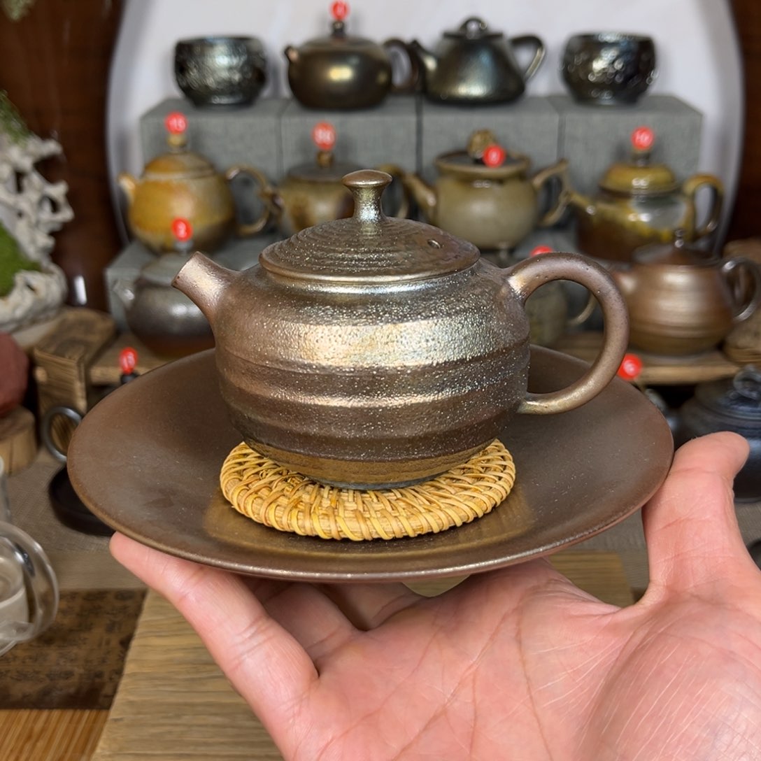 壶一壶一壶承紫泥柴烧玫瑰金160c c