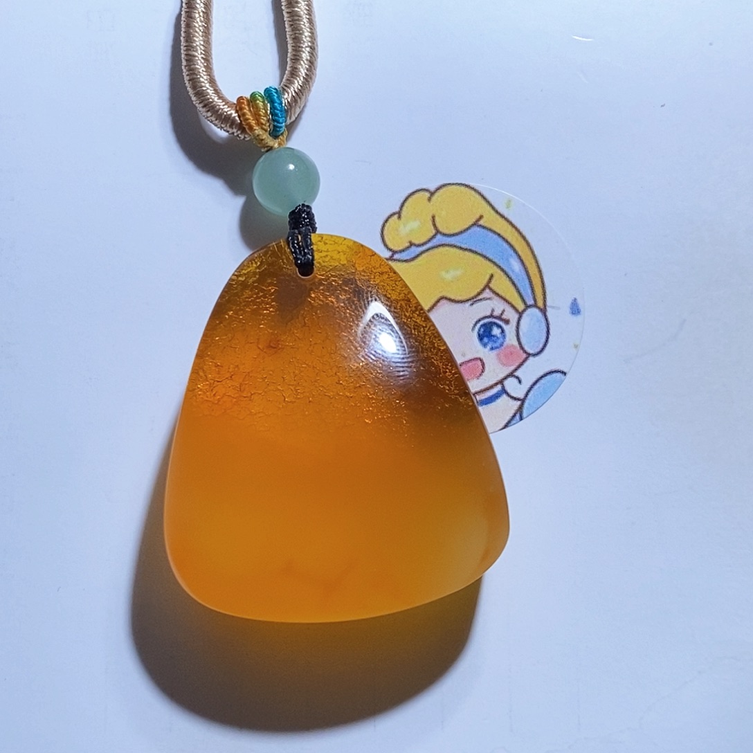 未镶嵌琥珀珠宝奇石
