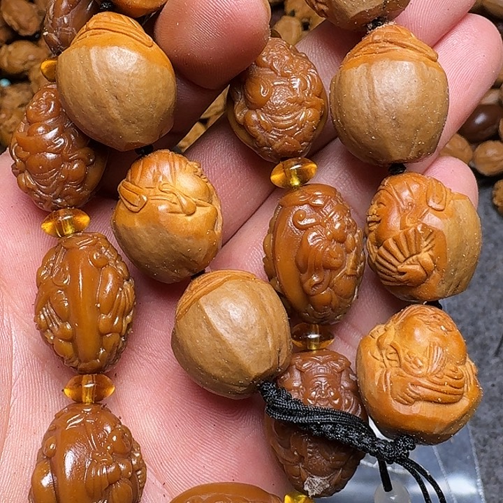 橄榄核手串你是谁