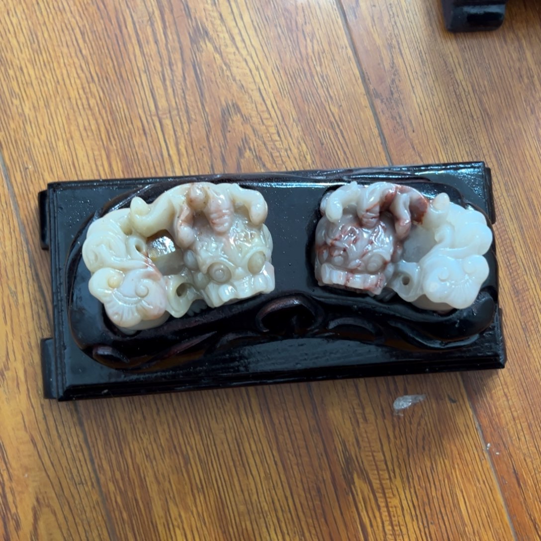 未镶嵌石英质玉（黄龙玉）多样性发货，发其一