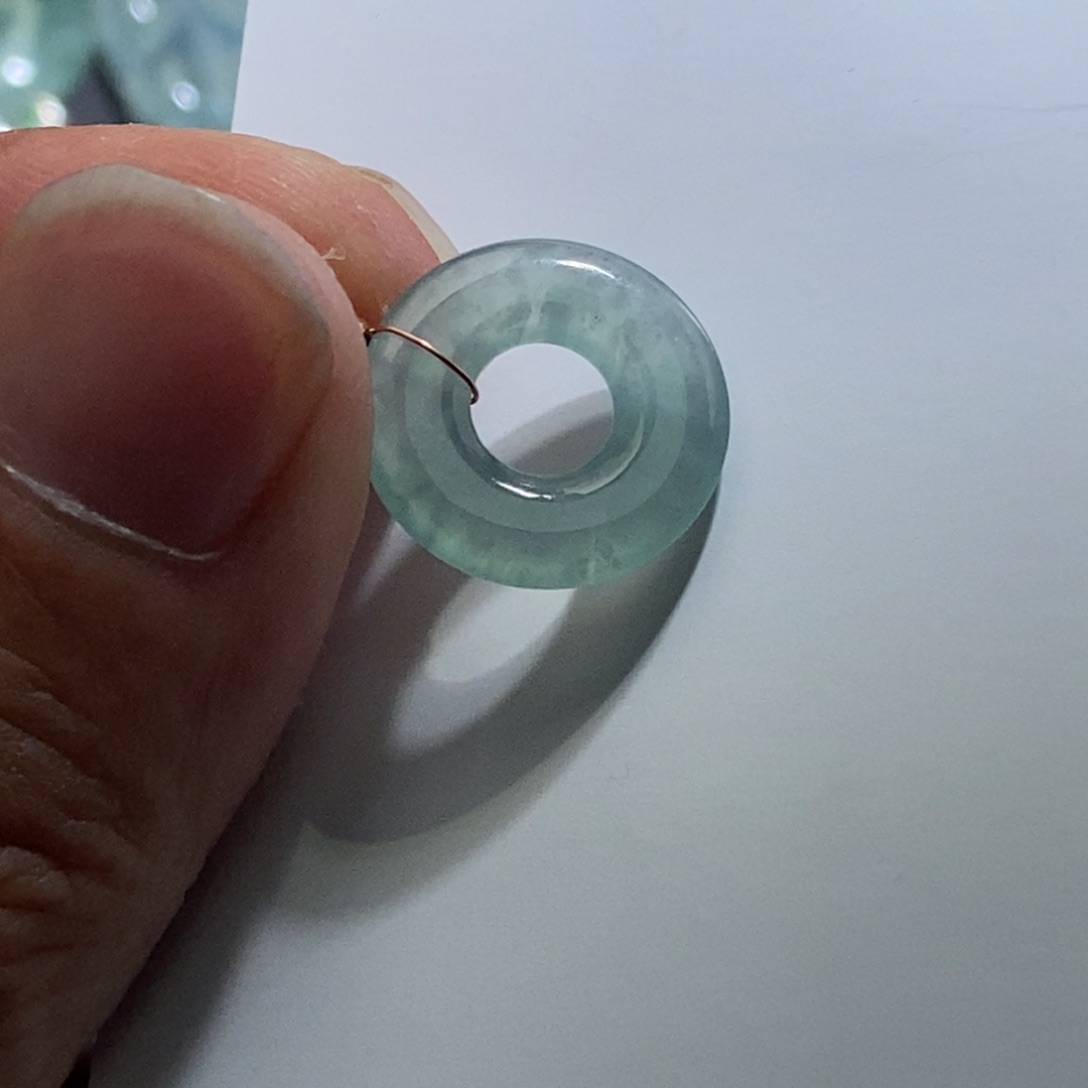 翡翠颈饰未镶嵌天然