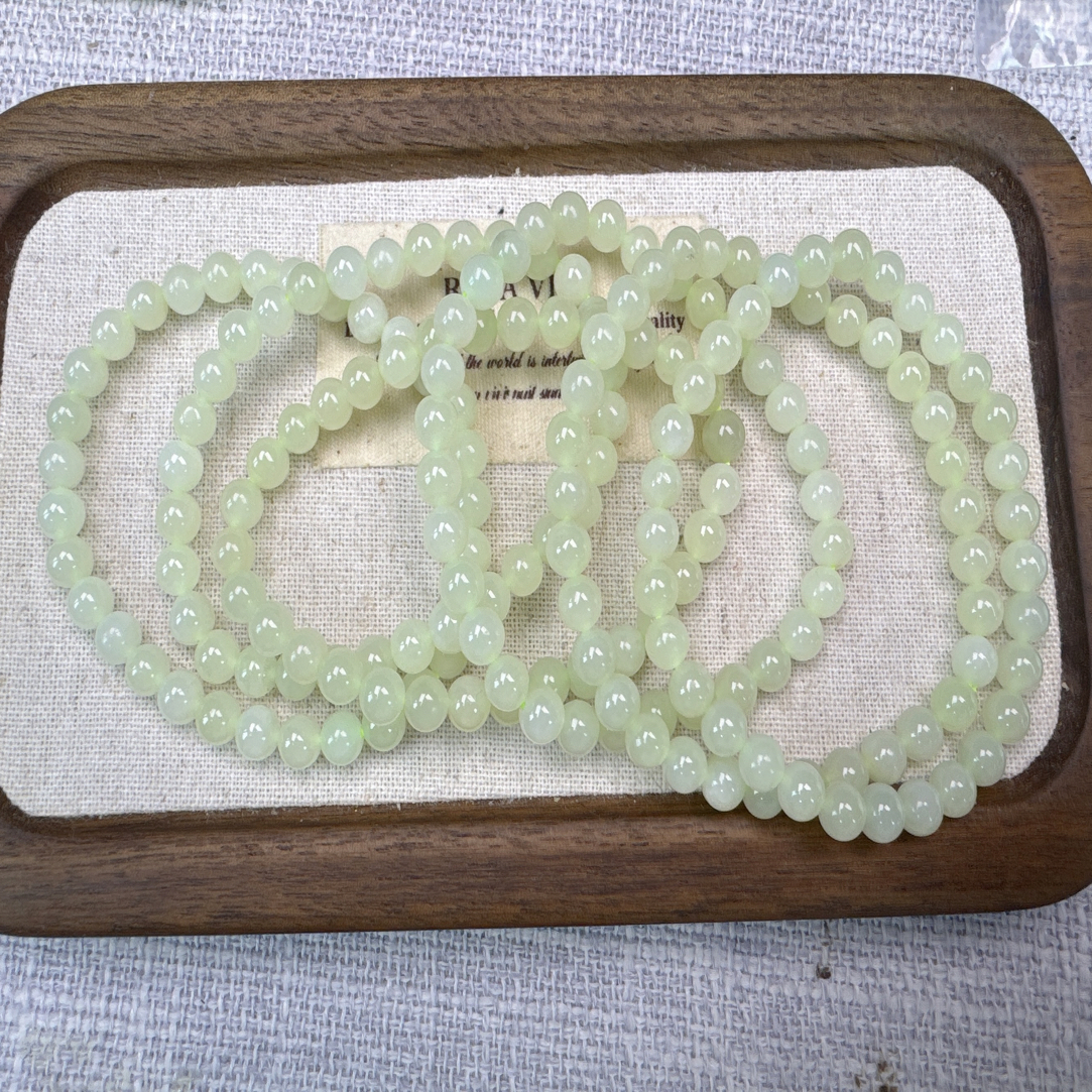 高新疆青白和田玉卡6mm，多样性发其一。