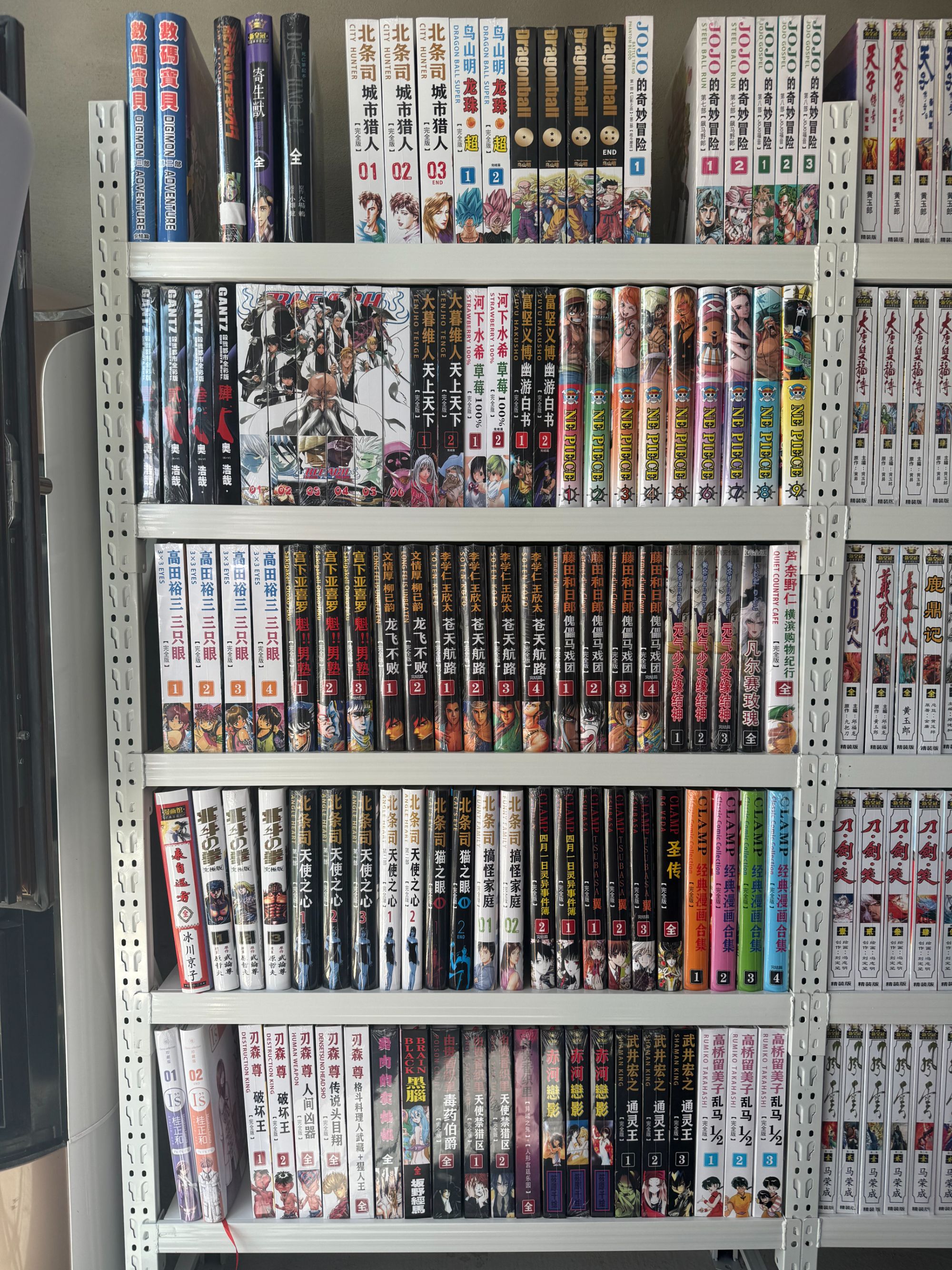 精装日漫黑白目录 双封面精装锁线 内页本白纸 32开/16开