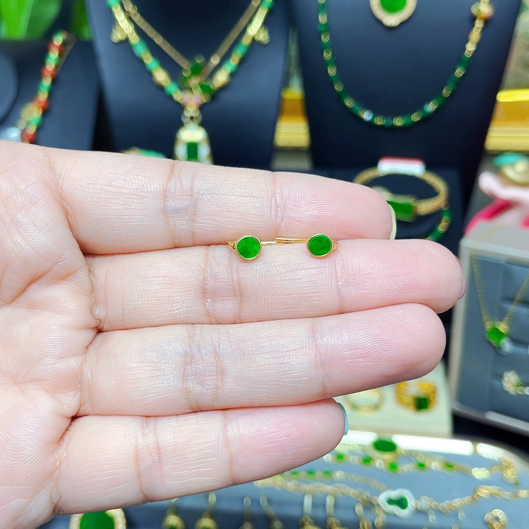 银S925镶嵌翡翠耳饰翡翠