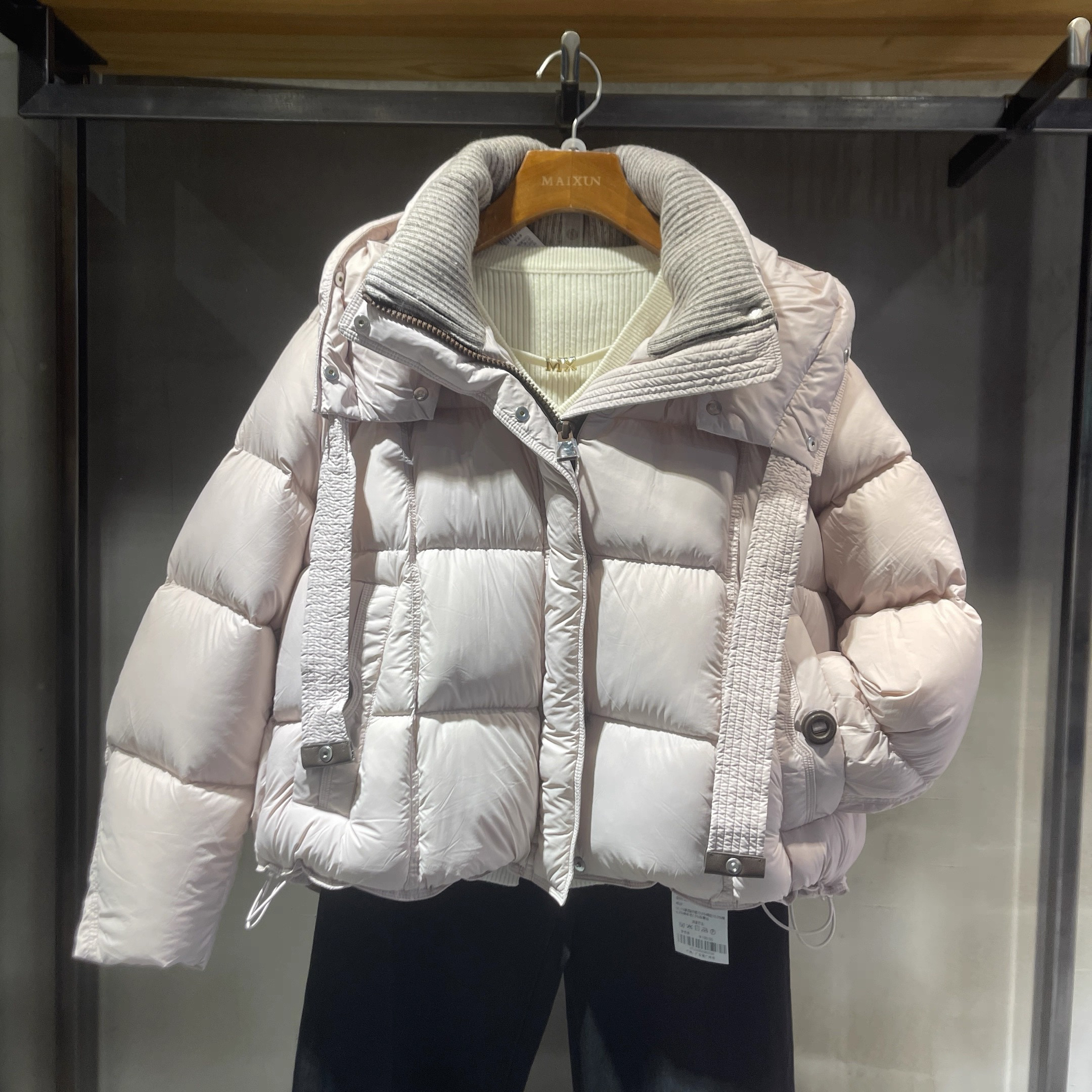 麦寻YRSZS26Z新冬款2025年【专柜正品】连帽短款羽绒服外套女上衣