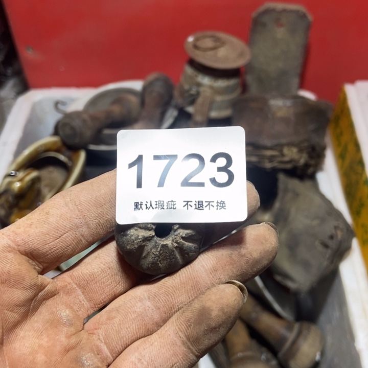 黄***～琉璃手工艺品58888988