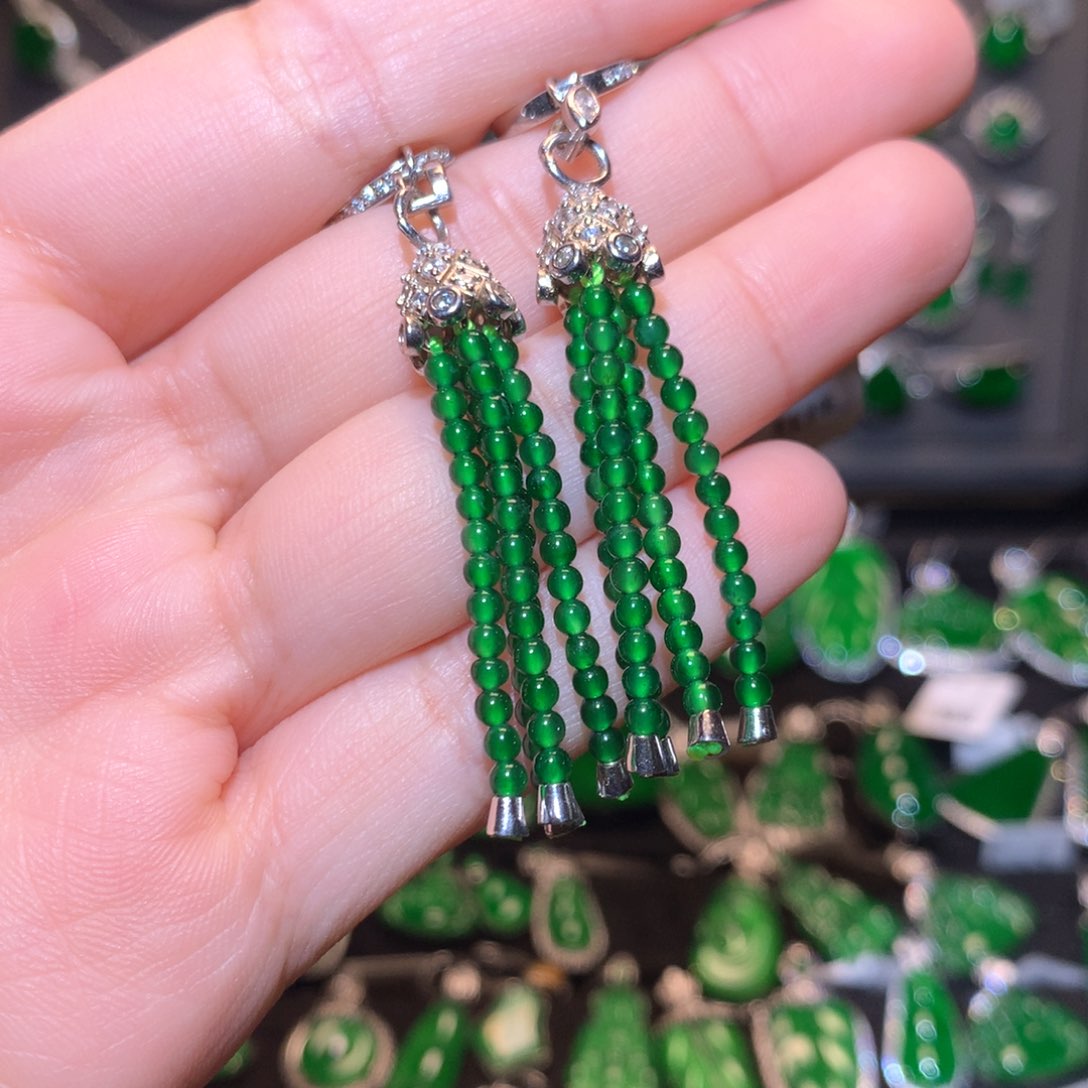 翡翠耳饰18K金镶嵌珠子