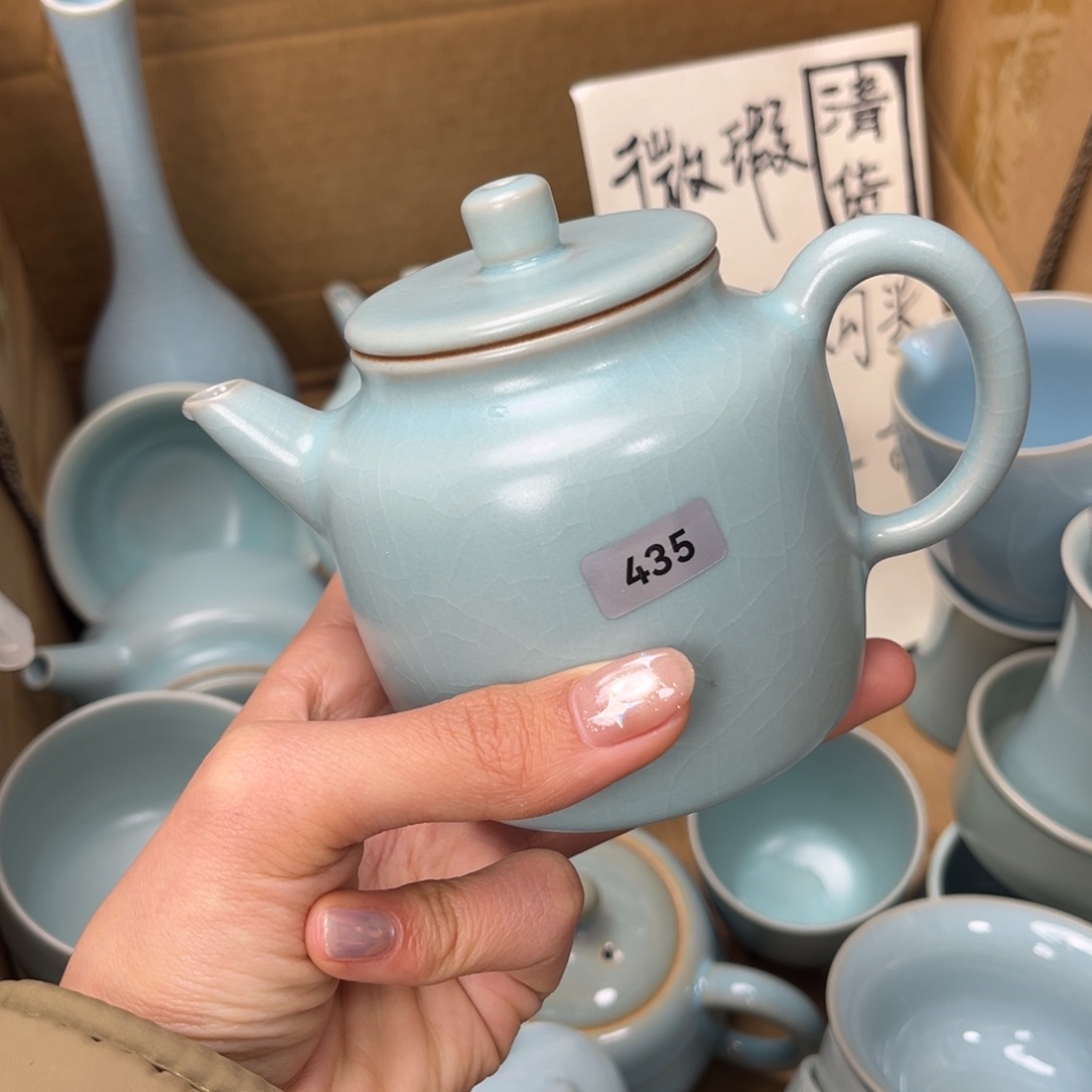 摆件陶L****3435哈哈哈哈哈哈哈微瑕