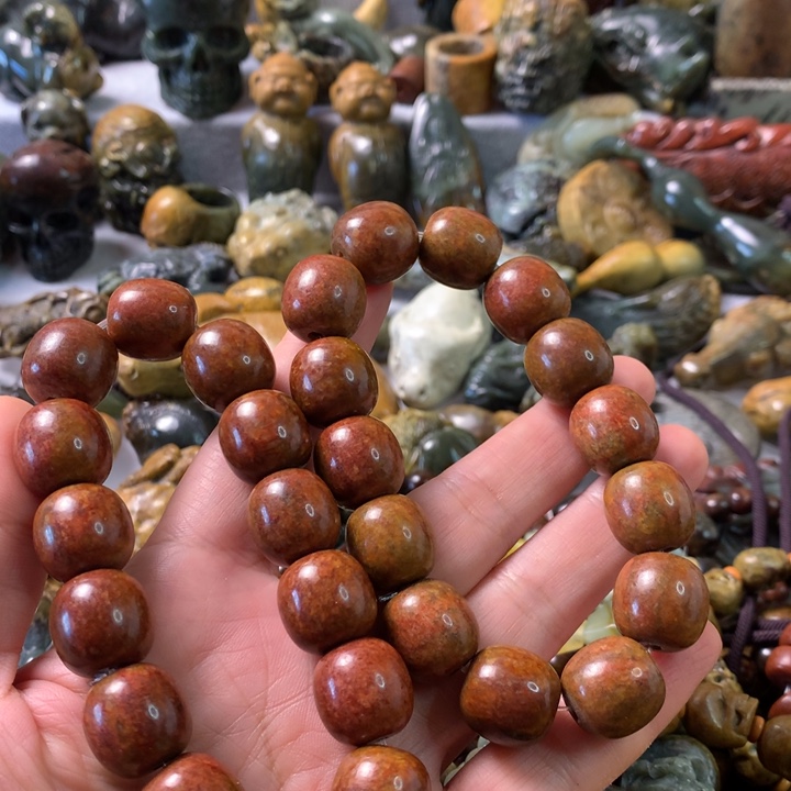 未镶嵌岫岩河磨玉（透闪石质玉）笔搁