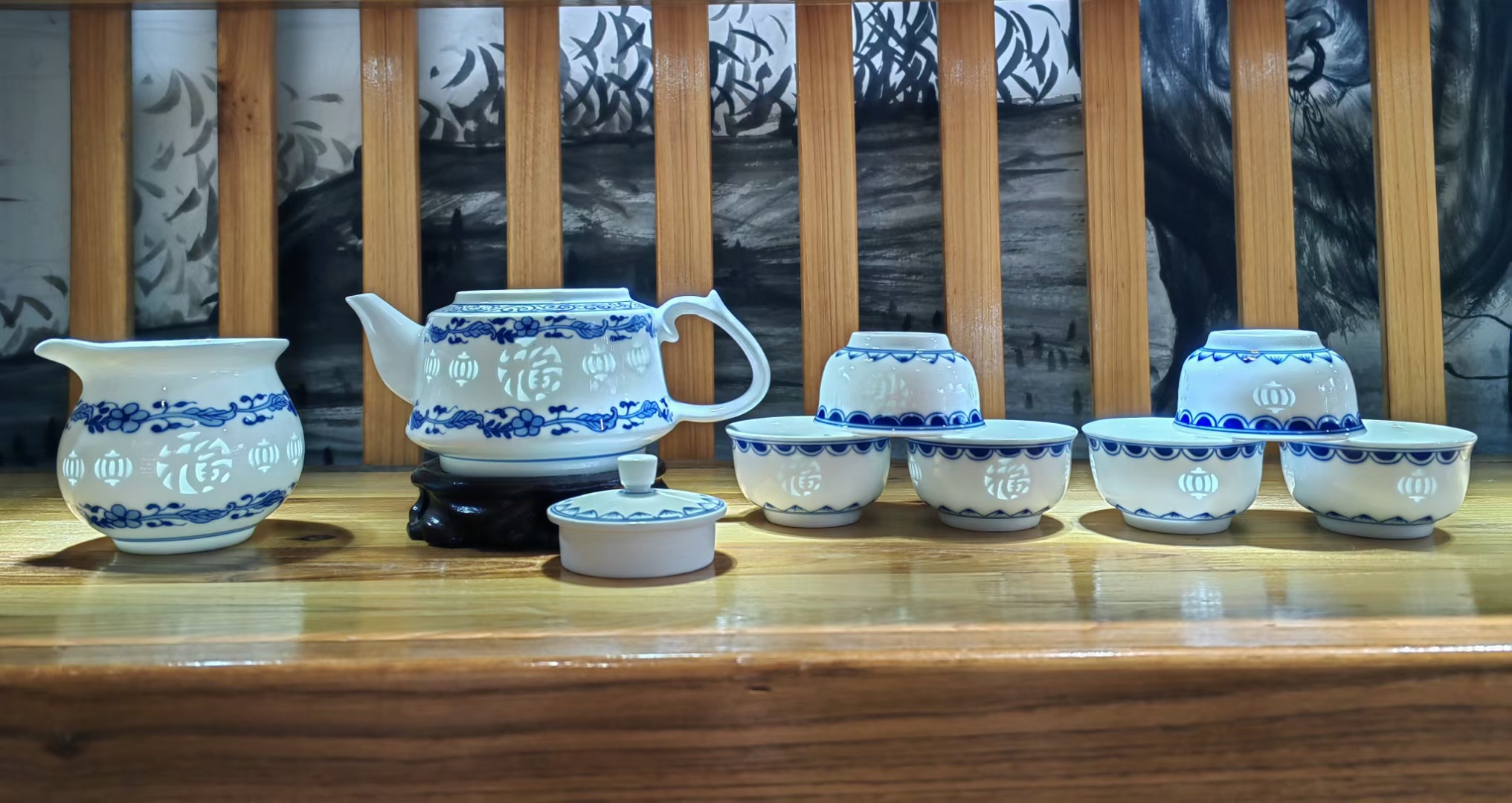 景德镇青花玲珑陶瓷手工绘画8件套家用中式