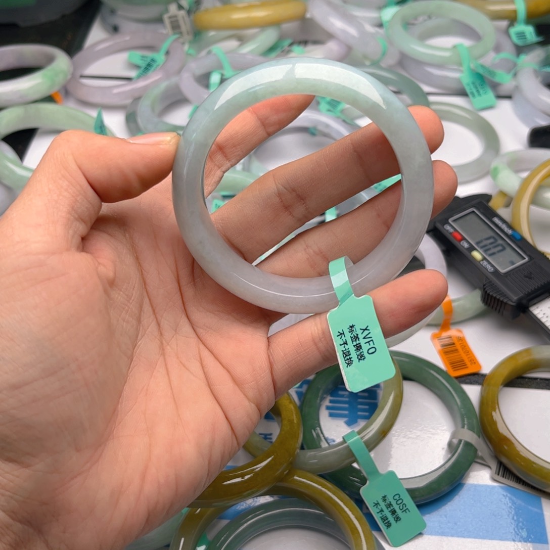 未镶嵌手镯翡翠5858x13. 143