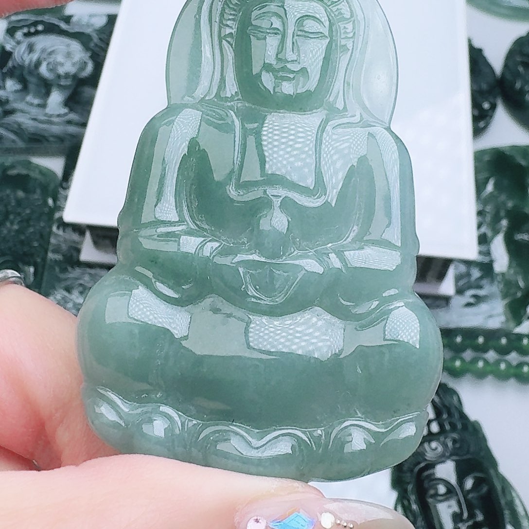 翡翠未镶嵌颈饰1111