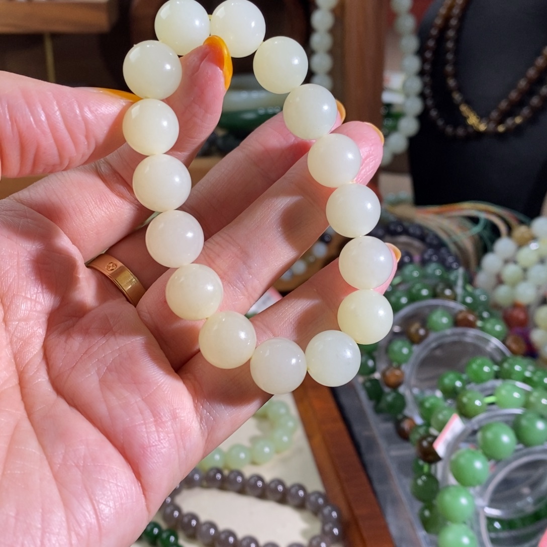 和田玉未镶嵌手链