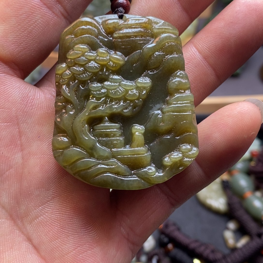 和田玉颈饰未镶嵌