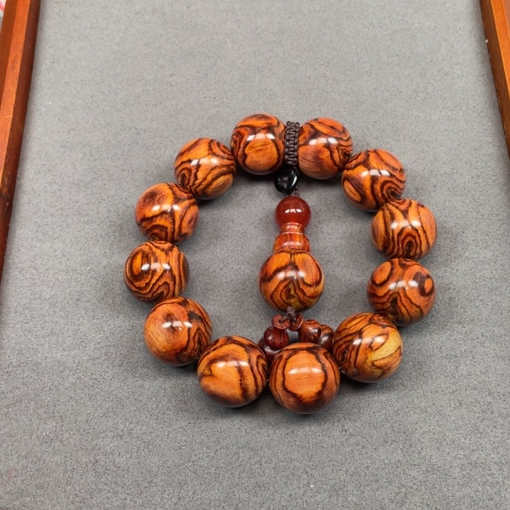 用***9手串/手链黄花梨/降香黄檀海南黄花梨对眼鬼脸20