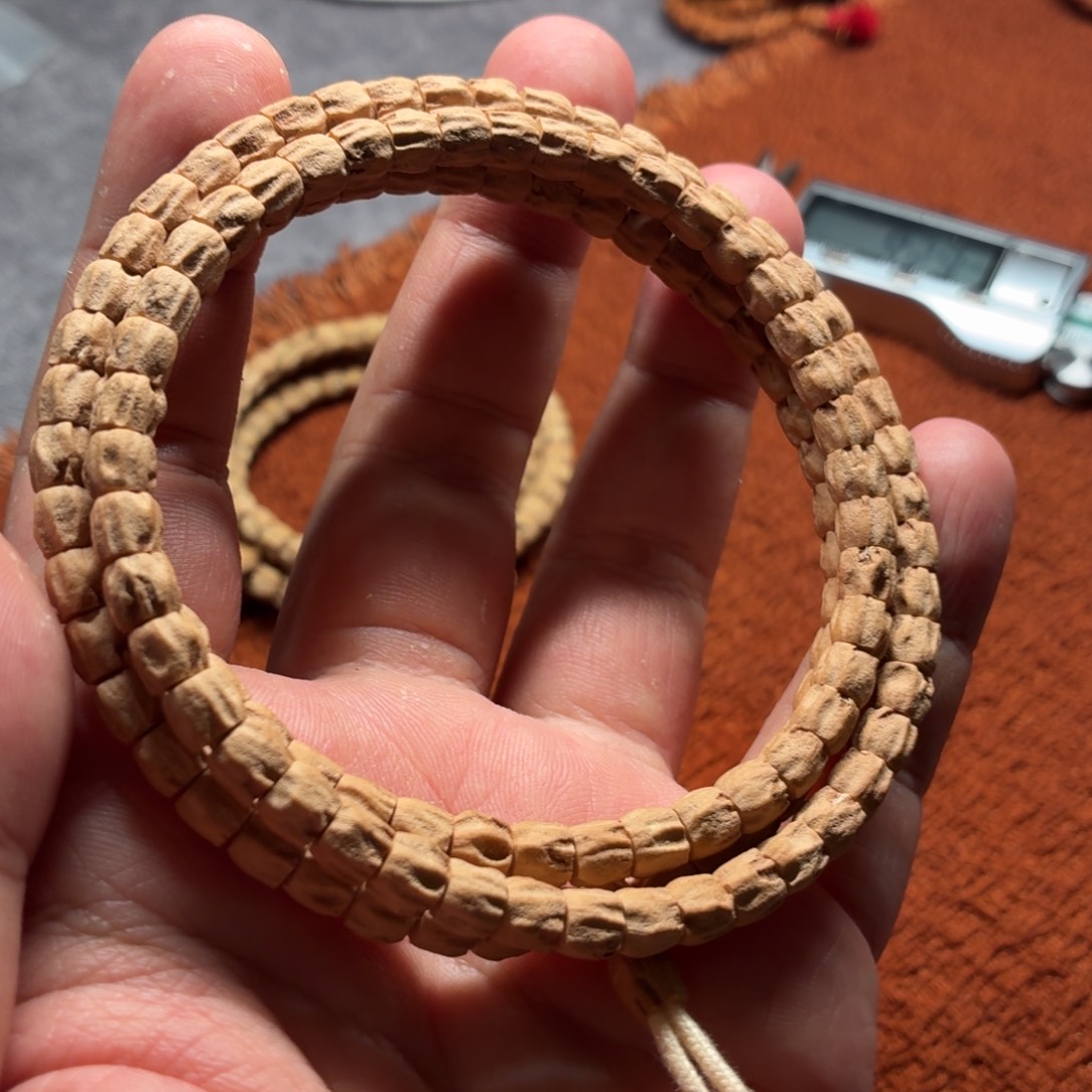 朱***璋吊坠柏香籽/百香籽