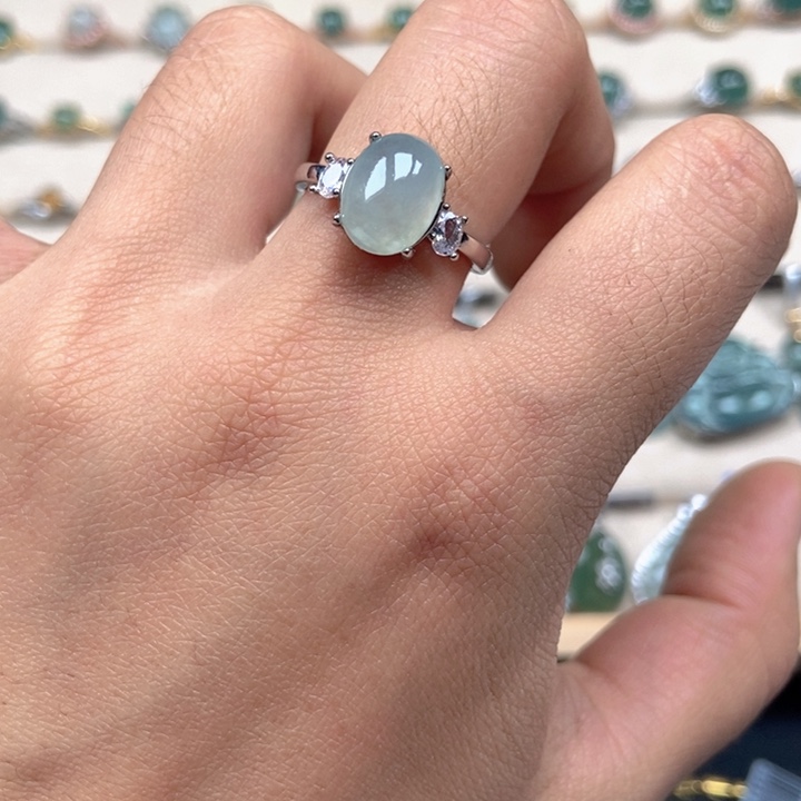 翡翠未镶嵌戒指戒指