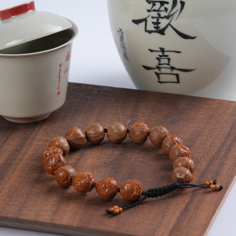 小籽原皮无相佛-橄榄核雕刻