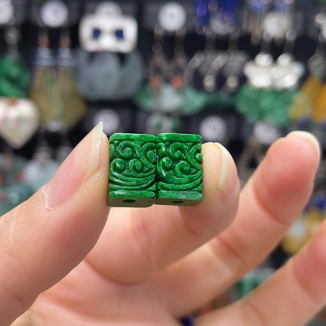 丽***川翡翠银S925镶嵌耳饰333ikjhj