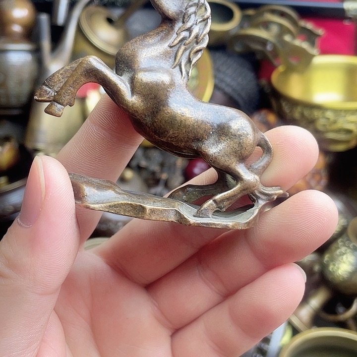 诚信经营铜器摆件