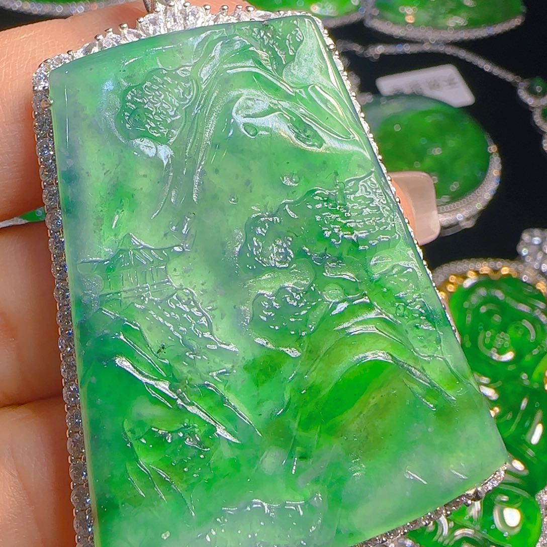 翡翠吊坠(赠链)银S925镶嵌