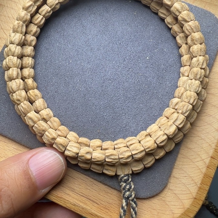 柏香籽/百香籽吊坠刀锋龙脊