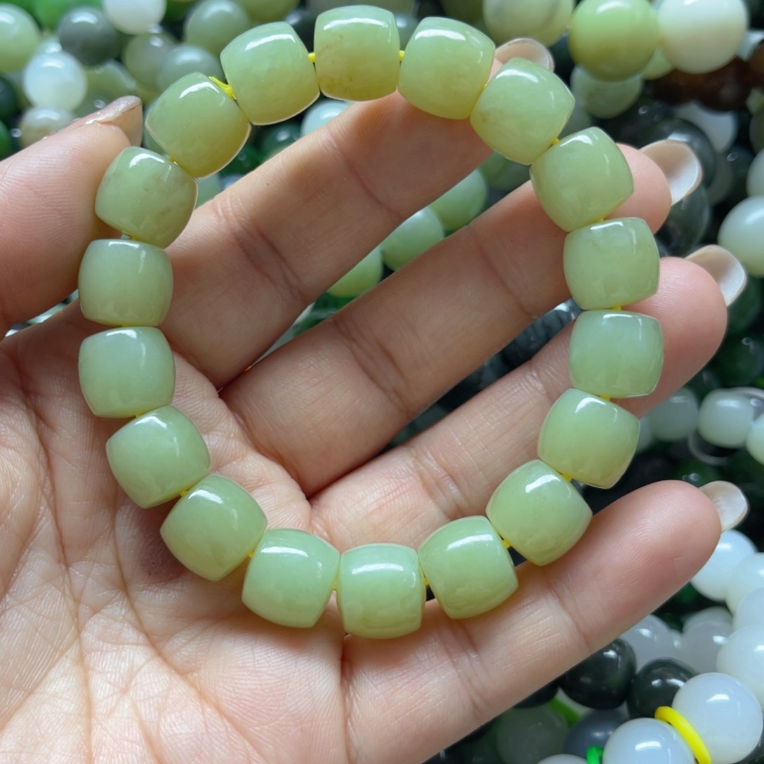 和田玉手链未镶嵌