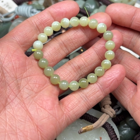 和田玉吊坠未镶嵌