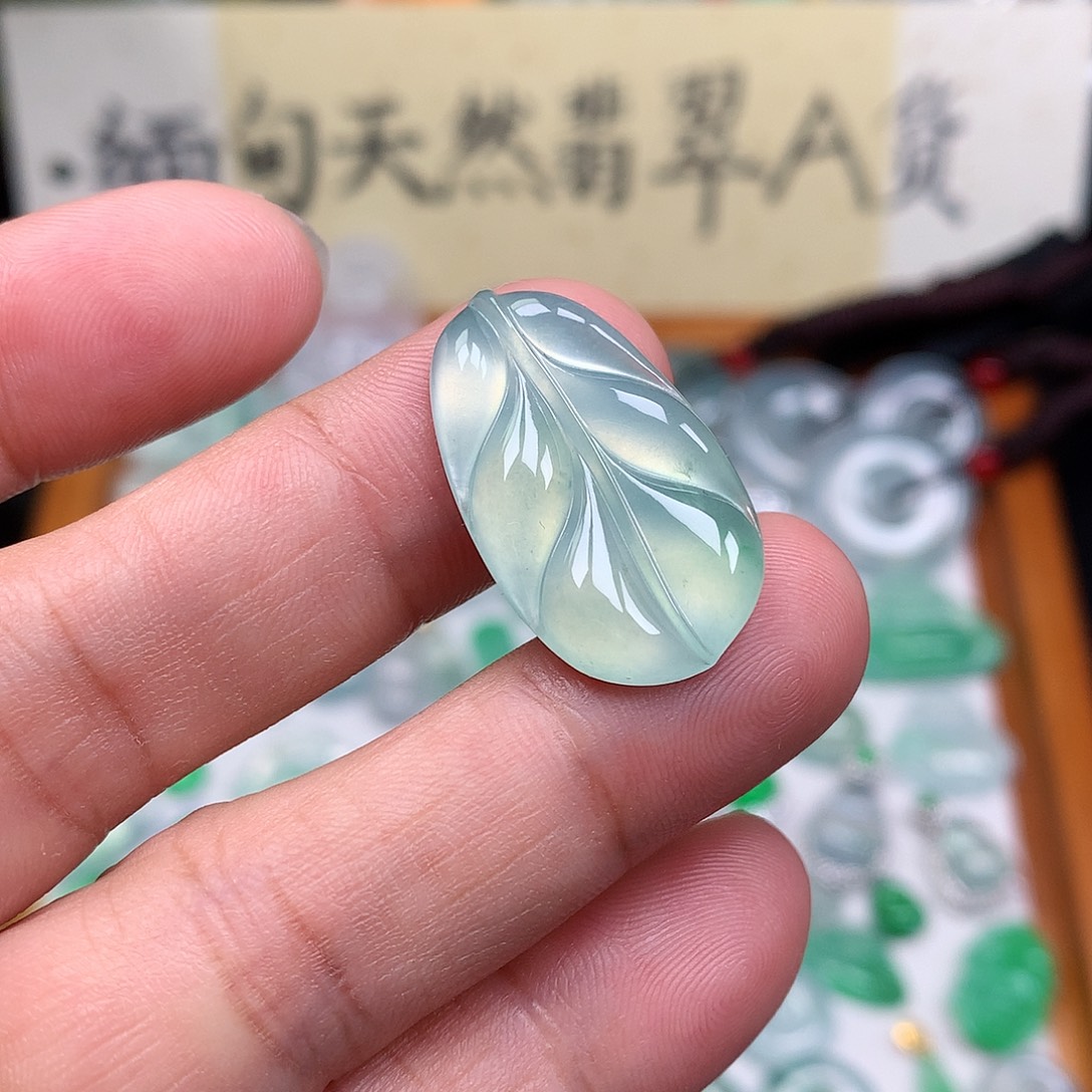 翡翠裸石缅甸天然A货翡翠冰种叶子