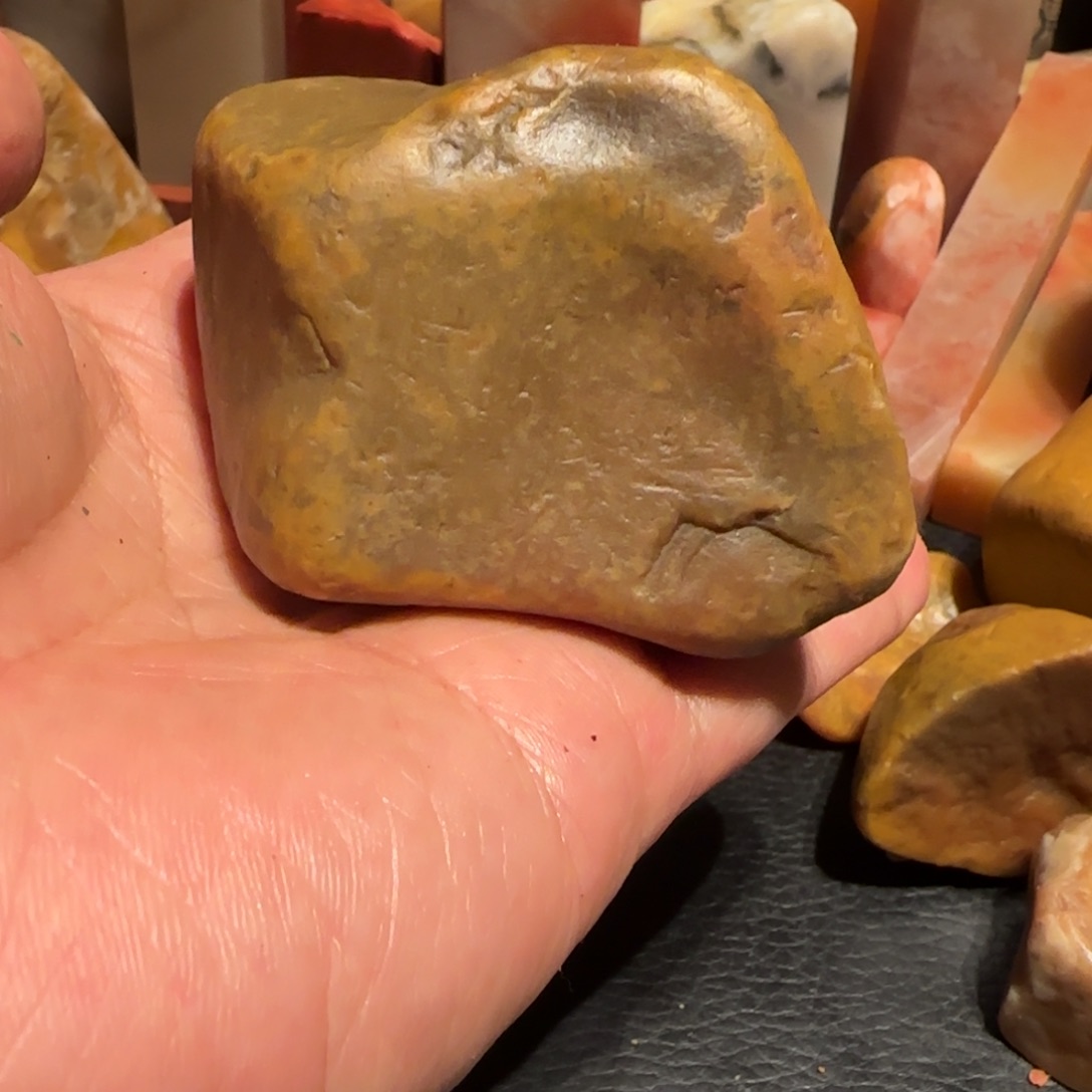 老挝石田黄原石，