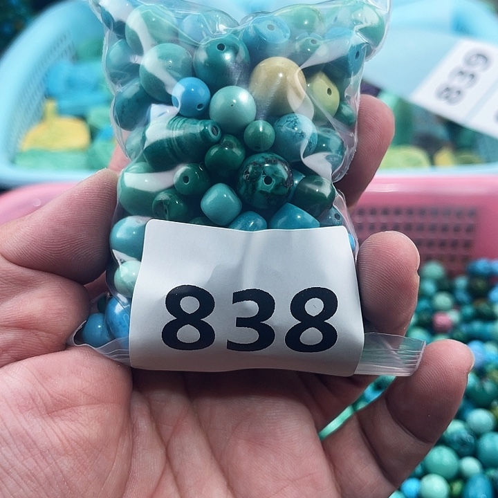 未镶嵌菱锰矿珠宝半成品
