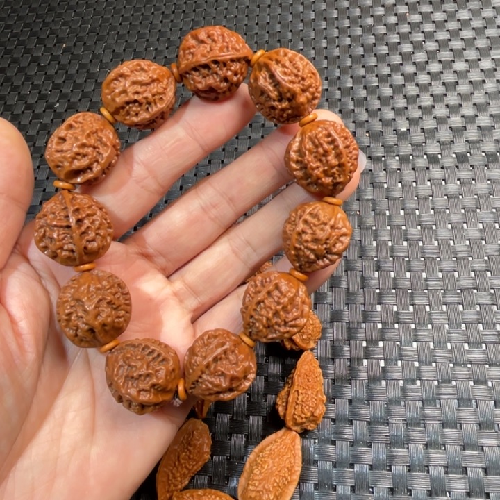 麒麟纹核桃手串微瑕