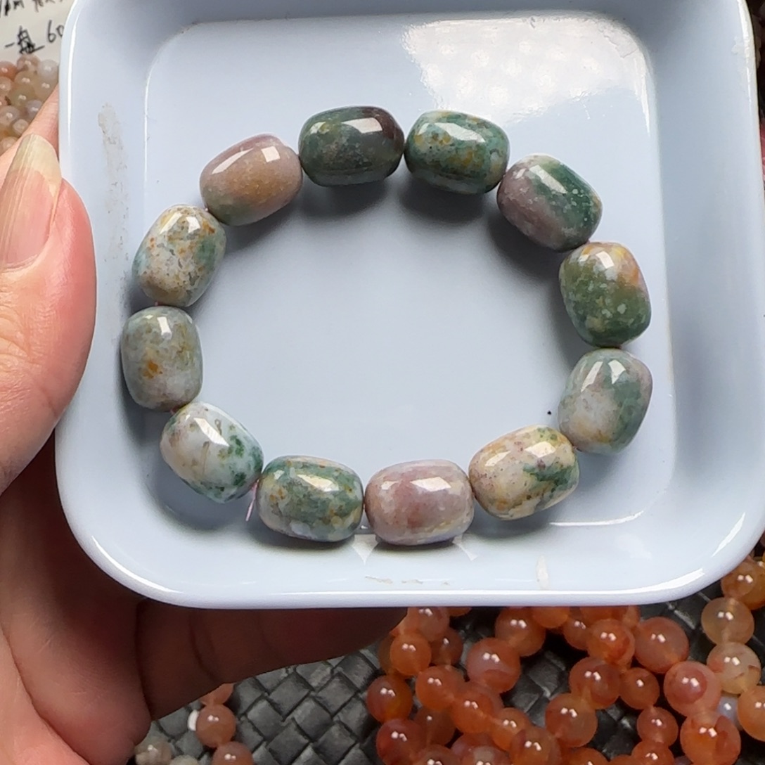 未镶嵌玛瑙/玉髓珠宝半成品