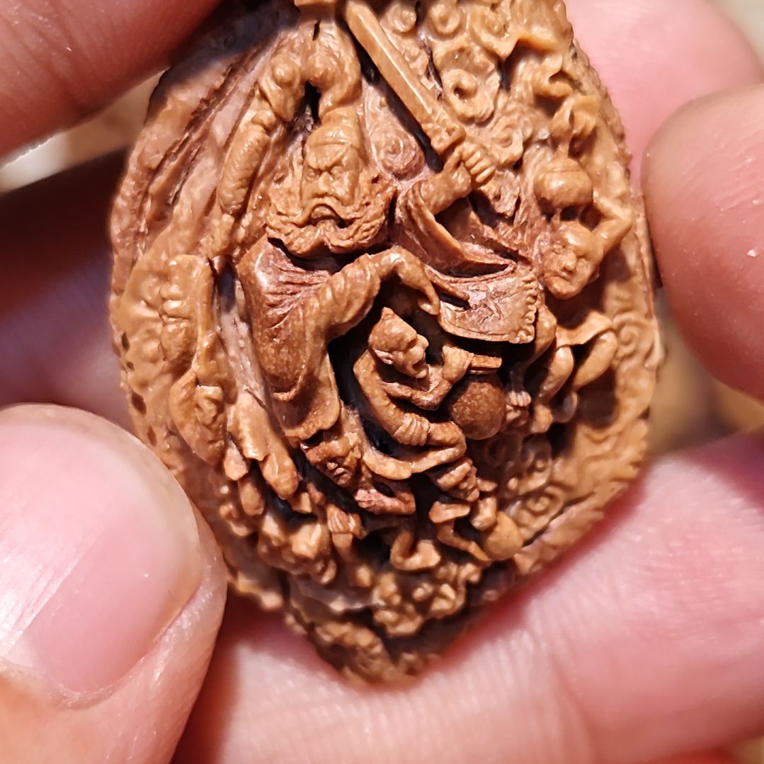 桃核纯手工雕刻五鬼戏钟馗